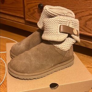 UGG Shania boot